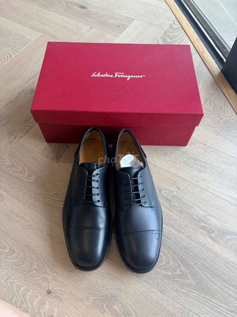 Giày Oxford Salvatore Ferragamo Đen Nam Mới 100%. Mua bán Giày dép tại Quận Tây Hồ Hà Nội được đăng bởi Phi Long Nguyen hình 1
