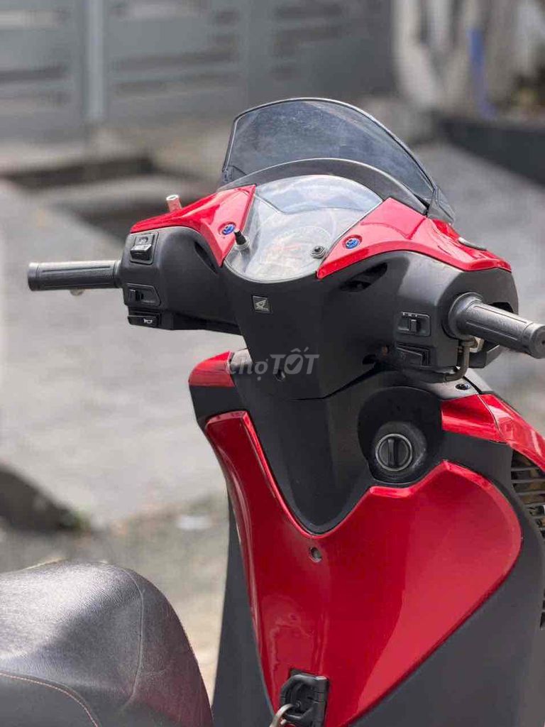 Dylan lên SH Ý BSTP 9c 52T4-7777 có giao lưu. Mua bán Xe máy tại Quận 7 Tp Hồ Chí Minh được đăng bởi Hoàng Lambada hình 4