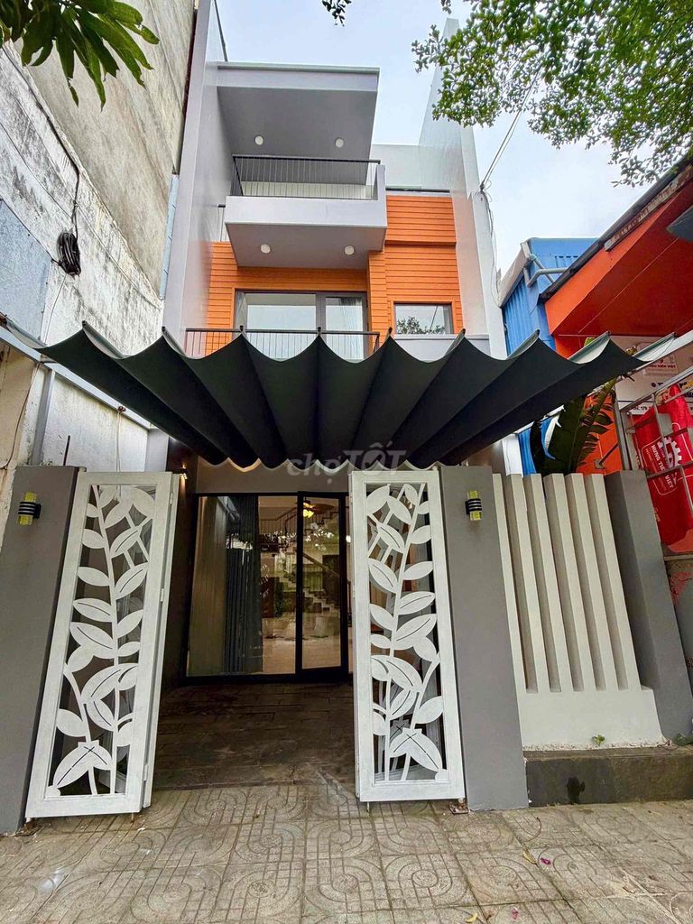 Аренда · 5 комн. · 100 м² · Quận Liên Chiểu, ул. Đường Phan Văn Đạt