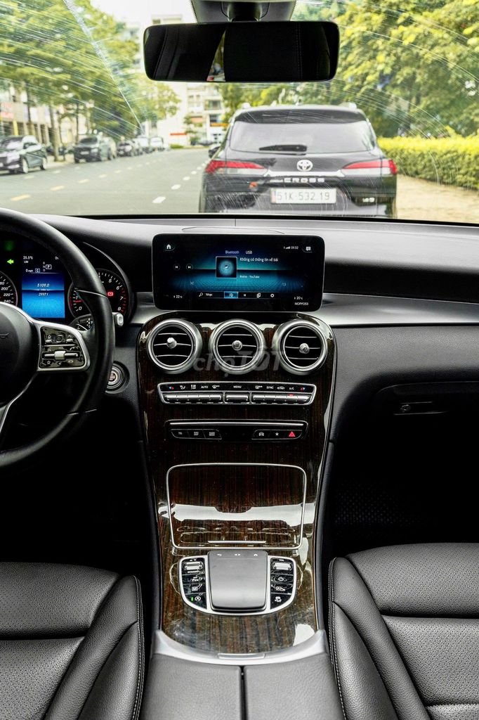Mercedes GLC200 sx 2022 - sang trọng hiện đại. Mua bán Ô tô tại Quận Gò Vấp Tp Hồ Chí Minh được đăng bởi Trường Nguyễn Xe Sang hình 18