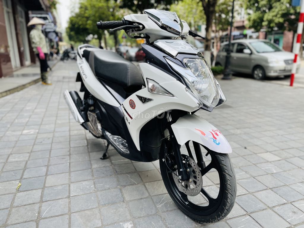 YAMAHA NOUVO FI 125 TRẮNG XE CHẤT ĐẸP. Mua bán Xe máy tại Quận Cầu Giấy Hà Nội được đăng bởi TRÍ KIÊN hình 5