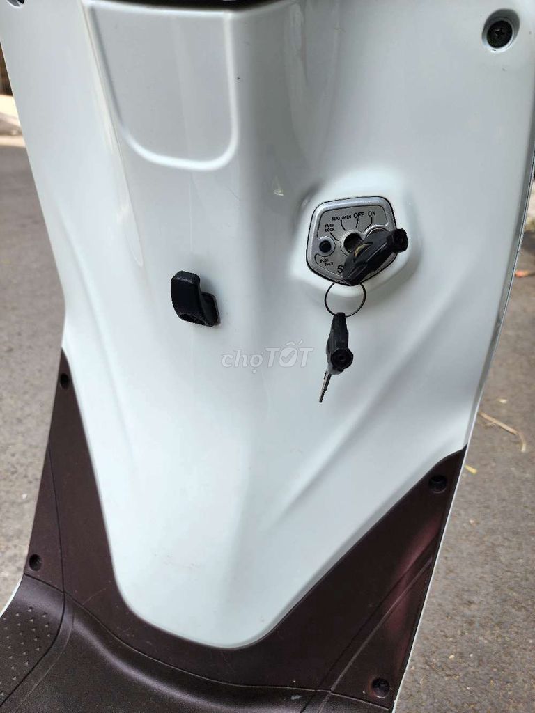 VinFast Evo200 2025 Trắng Siêu lướt. Mua bán Xe điện tại Quận 6 Tp Hồ Chí Minh được đăng bởi Ngọc  hình 8