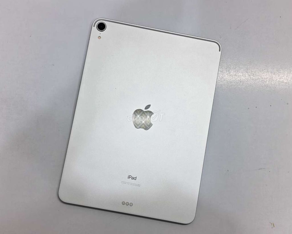 Apple iPad Pro 2018 11 inch 64GB. Mua bán Máy tính bảng tại Quận Ninh Kiều Cần Thơ được đăng bởi Lê Khang hình 1