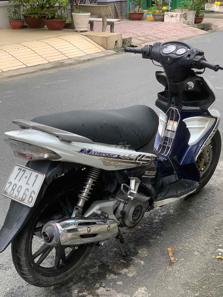 SUZUKI HAYATE 2013 bs 77 giấy tờ đầy đủ xe đẹp. Mua bán Xe máy tại Quận Tân Phú Tp Hồ Chí Minh được đăng bởi TÂN HƯƠNG hình 5