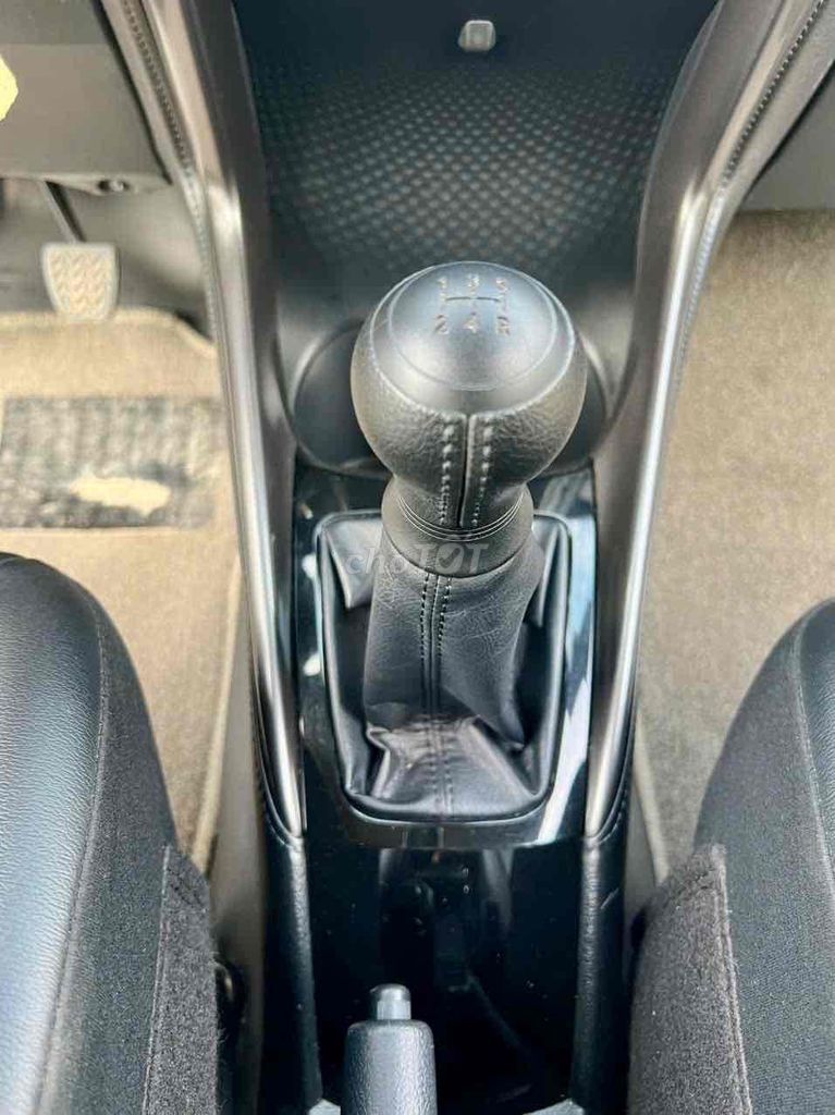 Toyota Vios 1.5E MT 2024. Mua bán Ô tô tại Quận Long Biên Hà Nội được đăng bởi Thế Anh hình 8