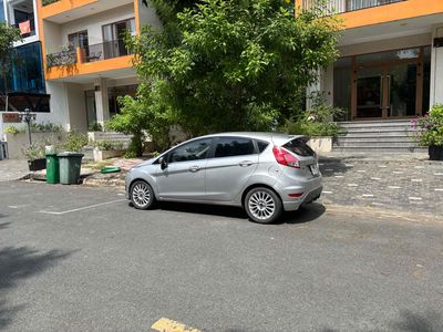 Ford Fiesta Hatback Tubo 2014 -  Odo mới  57000 km. Mua bán Ô tô tại Thành phố Thủ Đức Tp Hồ Chí Minh được đăng bởi Kevin Trần