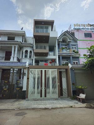 Cho Thuê Nhà Mới Xây Đắc Địa Ở Dĩ An, BD - Lý tưởng cho Văn Phòng, Spa. Cho thuê văn phòng, mặt bằng kinh doanh tại Thành phố Dĩ An Bình Dương được đăng bởi Lê Nguyễn Đạt Thịnh