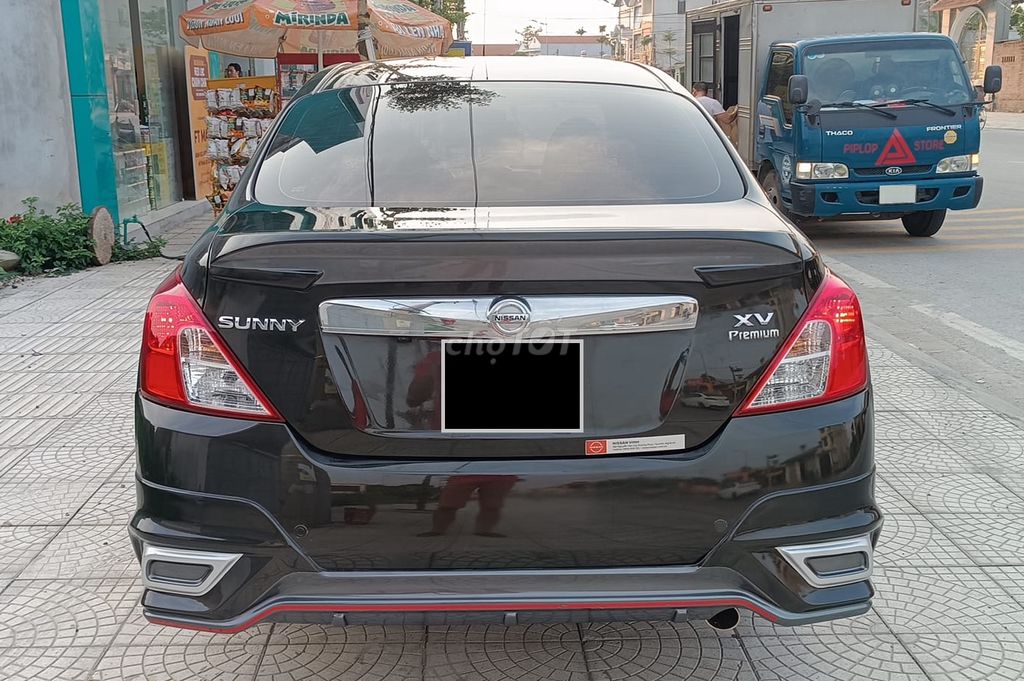 Nissan Sunny Premium AT 2019 автомат чёрный