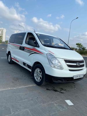 Hyundai Starex 3 chỗ