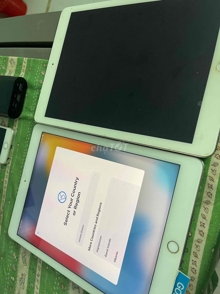 Apple iPad air 2 Trắng giá 2 cái. Mua bán Máy tính bảng tại Thành phố Thủ Đức Tp Hồ Chí Minh được đăng bởi Tùng hình 1