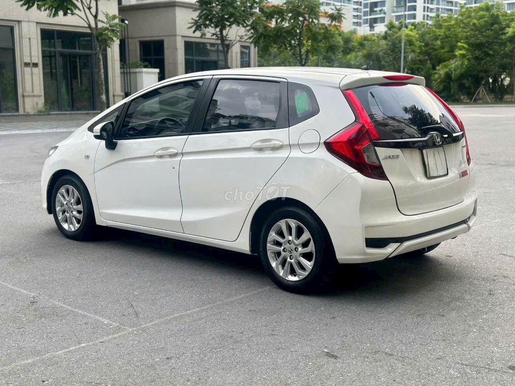 Honda Jazz V 2018 Trắng. Mua bán Ô tô tại Quận Long Biên Hà Nội được đăng bởi quân hình 2