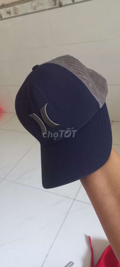 Nón fitted của Hàn quoc