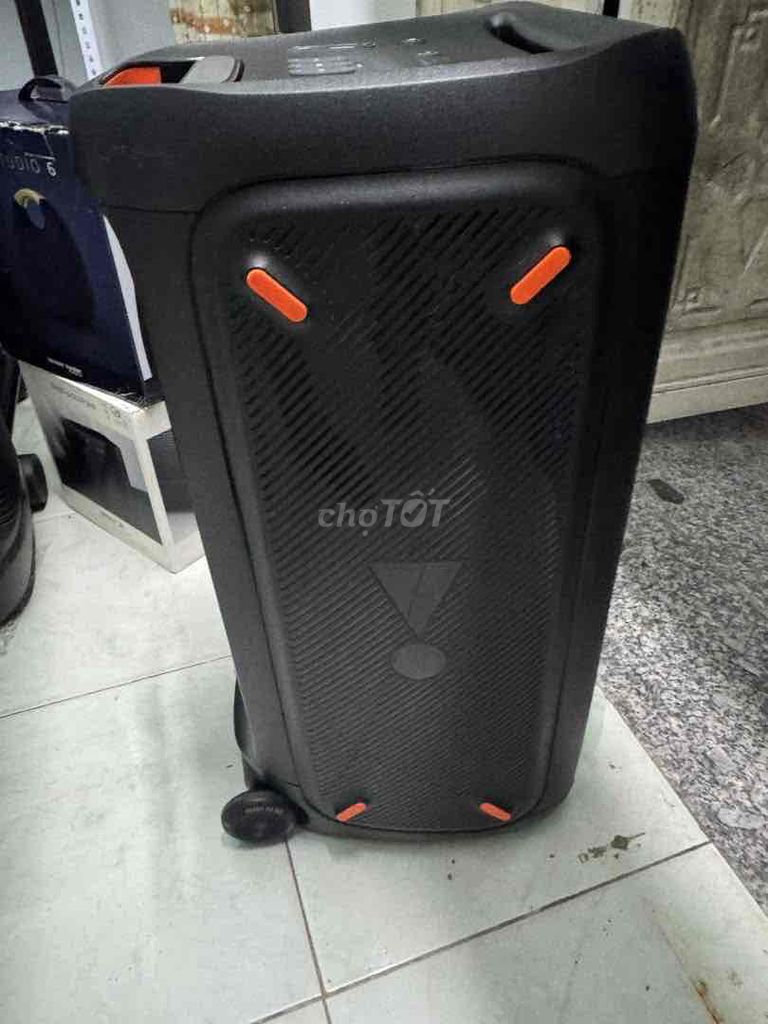 Loa Bluetooth JBL 310 Đen. Mua bán Tivi, Âm thanh tại Quận Ninh Kiều Cần Thơ được đăng bởi Trần Quang Minh hình 1