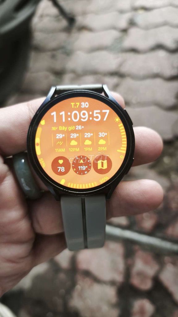 Samsung Galaxy Watch 6 44mm Đen. Mua bán Thiết bị đeo thông minh tại Quận 7 Tp Hồ Chí Minh được đăng bởi Mai Tiến Nhật hình 1
