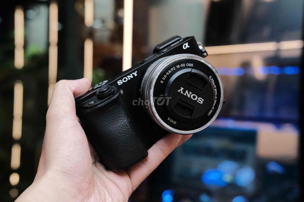 Máy ảnh Sony A6000 Đen đẹp 98.5%. Mua bán Máy ảnh, Máy quay tại Quận Bình Thạnh Tp Hồ Chí Minh được đăng bởi Vân Anh 2Tech House hình 1