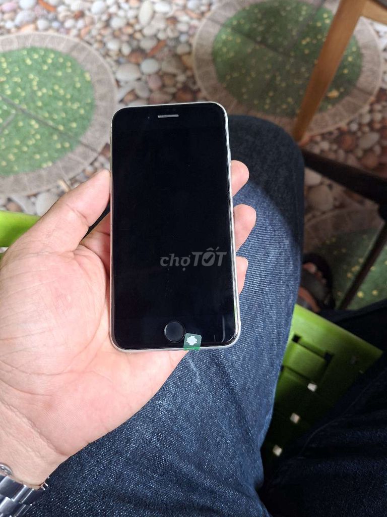 IPhone SE 2020 64GB Trắng quốc tế. Mua bán Điện thoại tại Quận Bình Tân Tp Hồ Chí Minh được đăng bởi V I N H hình 1