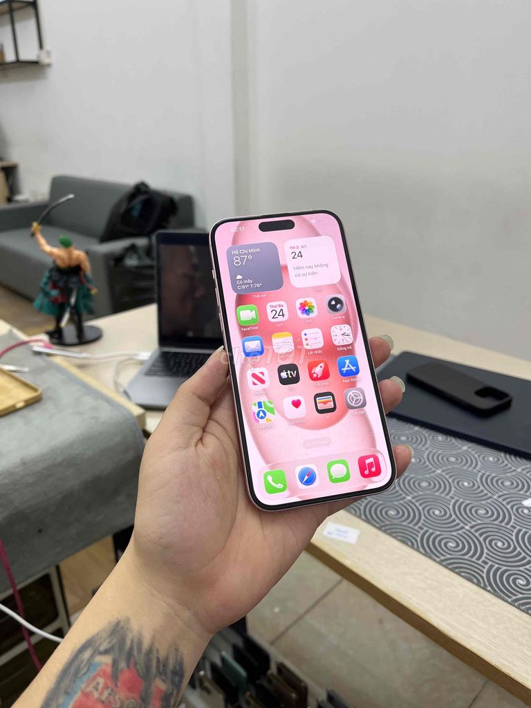 iPhone 15 Plus Hồng Vn/a 128G Zin All Full CN. Mua bán Điện thoại tại Quận Cầu Giấy Hà Nội được đăng bởi Trung Kiên Trả Góp Bao Nợ Xấu hình 1