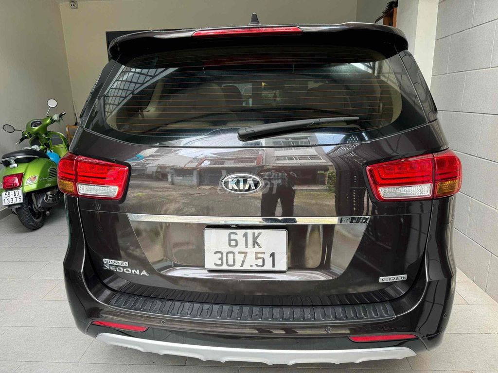 Sedona sản xuất 2017 bản full,máy dầu số tự động. Mua bán Ô tô tại Quận 5 Tp Hồ Chí Minh được đăng bởi Cương hình 10