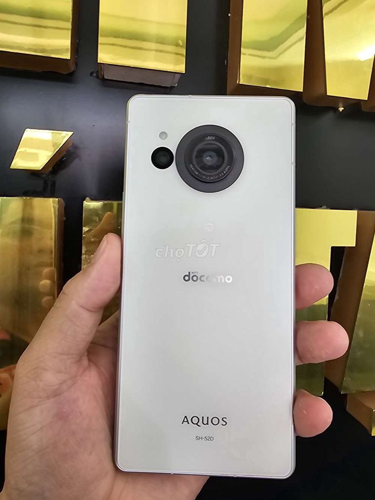 Sharp Aquos R8 256GB Trắng. Mua bán Điện thoại tại Quận Ninh Kiều Cần Thơ được đăng bởi Thinhmobile Cần thơ  hình 1