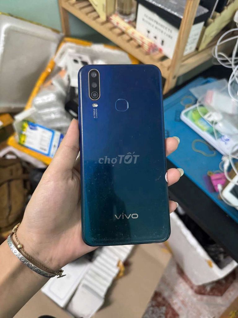 Vivo Y15, 64GB, pin trâu. Mua bán Điện thoại tại Thành phố Thủ Dầu Một Bình Dương được đăng bởi Phước Mobile hình 1