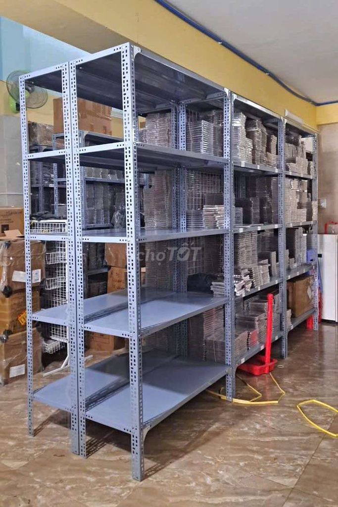 Kệ sắt. Mua bán Tủ, kệ gia đình tại Thành phố Thủ Dầu Một Bình Dương được đăng bởi LÂM KỆ SẮT hình 1