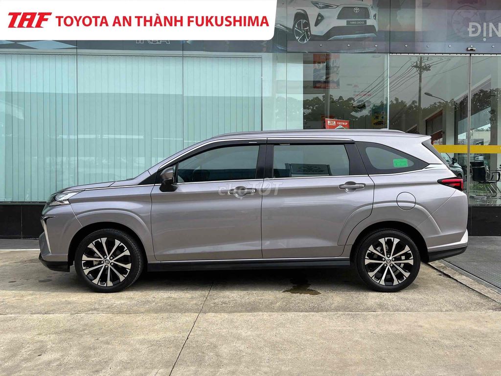 Toyota Veloz CVT Top 2022 - 20768 km