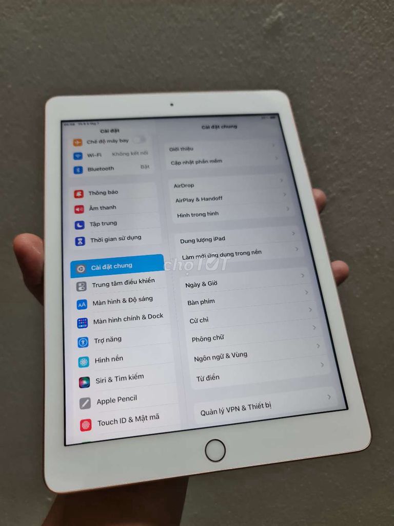 Ipad Gen 6 9,7 inch 32gb wifi zin đẹp màu vàng