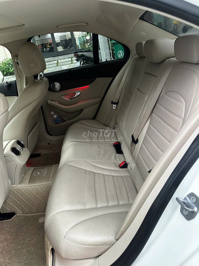 Mercedes Benz  C 200 Exclusive sx 2019  siêu mới. Mua bán Ô tô tại Quận Cầu Giấy Hà Nội được đăng bởi Quân Q Auto hình 11