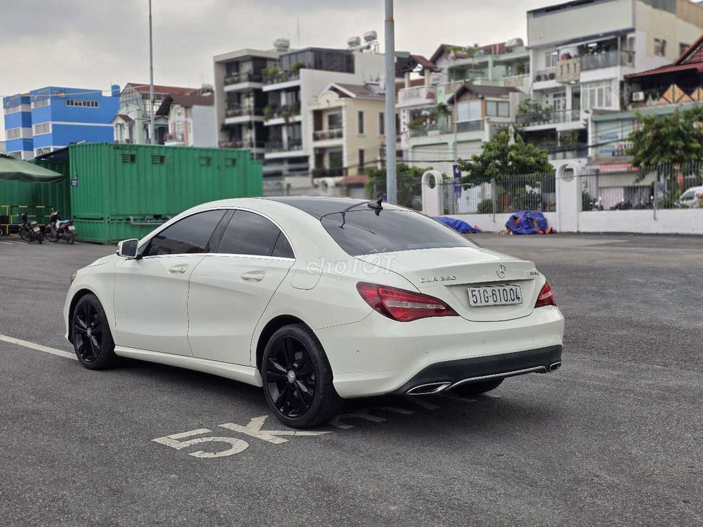 Mercedes-Benz CLA200 2017 Trắng 65000 km. Mua bán Ô tô tại Quận 6 Tp Hồ Chí Minh được đăng bởi Nguyen hình 6