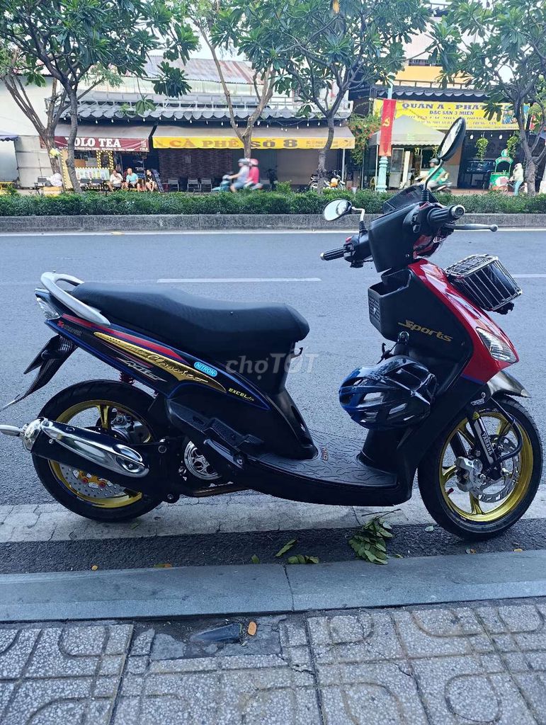 Xe ngon máy mạnh bao 40km/1 lít xăng. Mua bán Xe máy tại Quận Bình Thạnh Tp Hồ Chí Minh được đăng bởi Đoàn Tuấn Huy hình 3
