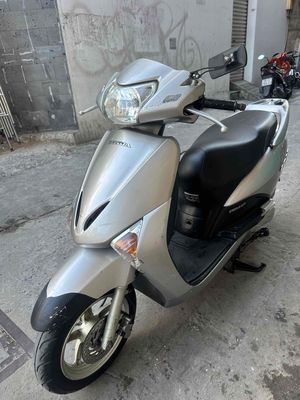 Honda Lead 2011 Bạc. đá chống tắt máy. BSTP