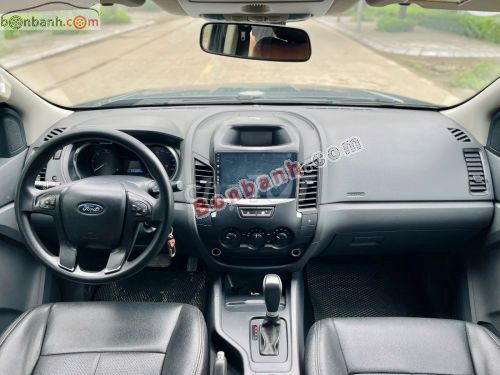 Ford Ranger XLS 2.2L 4x2 AT 2017. Mua bán Ô tô tại Quận Ba Đình Hà Nội được đăng bởi Bảo Ngân Hưng hình 5