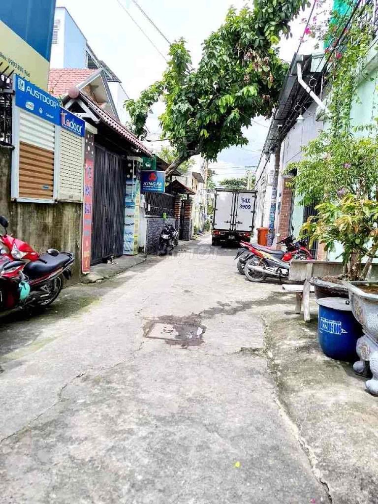 CHỈ HƠN 4 TỶ 4.3*17M -2 TẦNG - 4.3*17M NGAY CHỢ CÂY SỘP- Q12