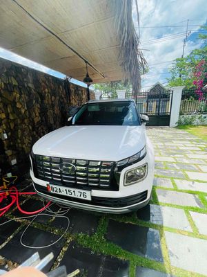 Hyundai Venue Đặc Biệt Turbo 2025 21700km Trắng