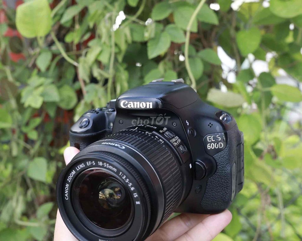 Máy ảnh Canon 600D DSLR Đen 18-55 is ii. Mua bán Máy ảnh, Máy quay tại Thành phố Long Xuyên An Giang được đăng bởi CHUCAMRA hình 1