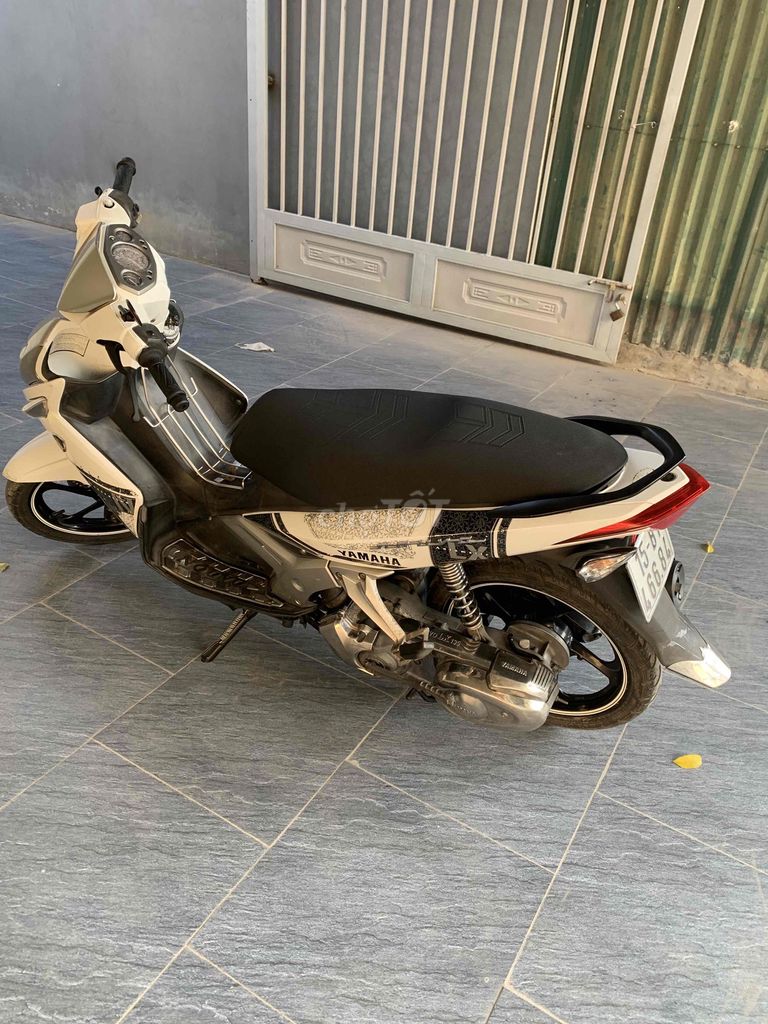 Bán xe nouvo lx135 giấy tờ đầy đủ giá 4tr2