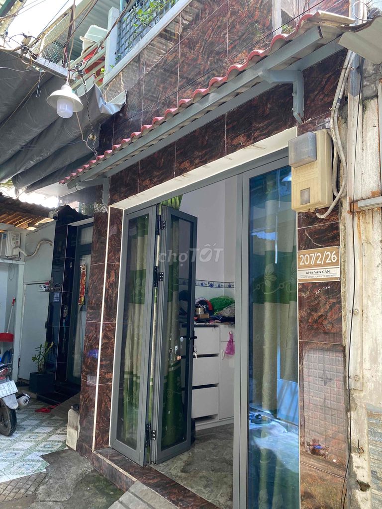Bán nhà đối diện siêu thị GIGA MALL