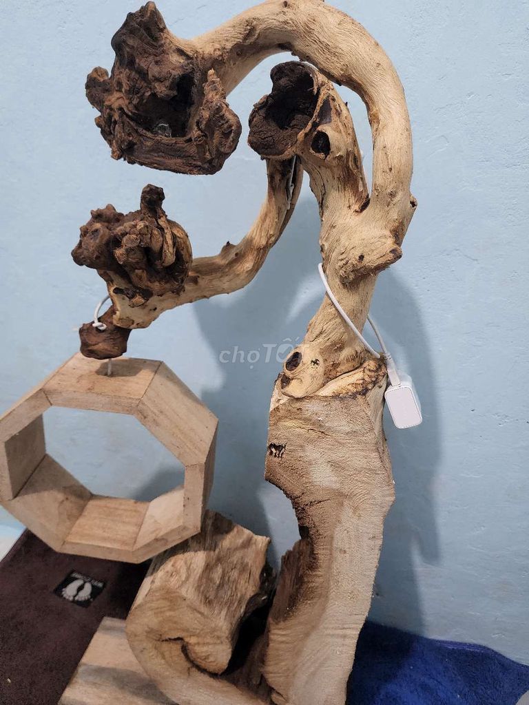 Đèn ngủ Gỗ Căm xe  Trang Trí Phòng Ngủ. Mua bán Đèn tại Quận Sơn Trà Đà Nẵng được đăng bởi HTP hình 1
