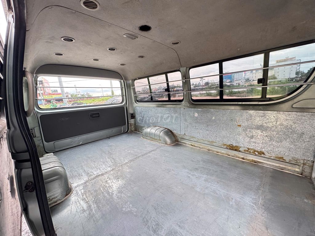 Toyota Hiace 2008 van 3 chổ 950kg. Mua bán Ô tô tại Quận Gò Vấp Tp Hồ Chí Minh được đăng bởi Hoàng 031 hình 6