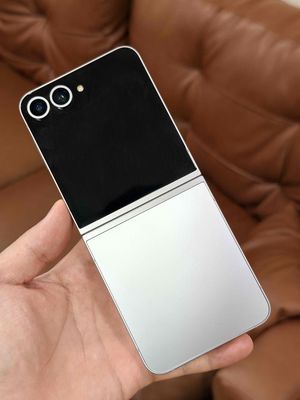 Samsung Z Flip6 12GB/256GB Bạc 2 sim