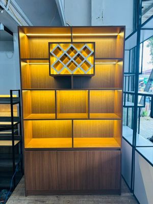 TỦ RƯỢU GỖ CAO CẤP CÓ LED. Mua bán Tủ, kệ gia đình tại Quận Tân Bình Tp Hồ Chí Minh được đăng bởi XƯỞNG NỘI THẤT TRẦN QUỐC