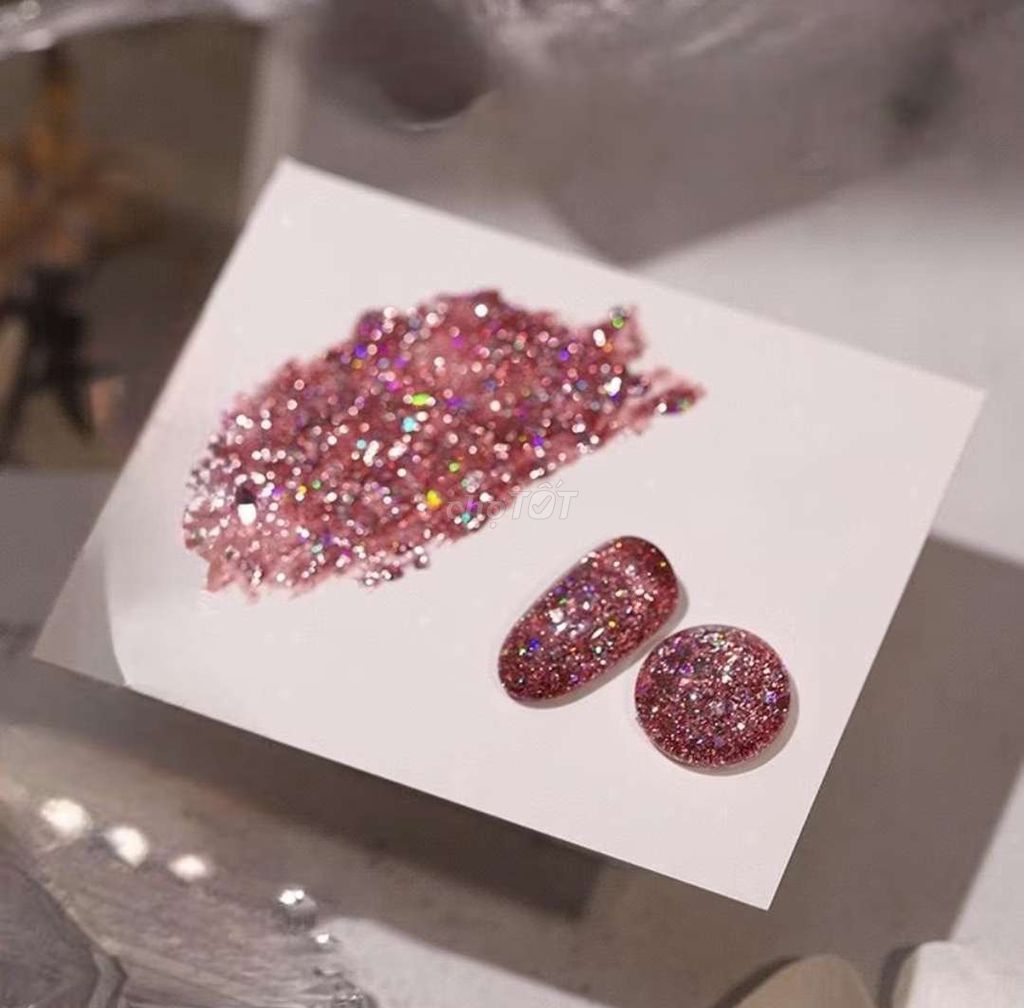 Pass rẻ sơn gel Very good nail, sơn móng tay new. Mua bán Phụ kiện thời trang khác tại Quận Hoàng Mai Hà Nội được đăng bởi Ngan Nguyen hình 1