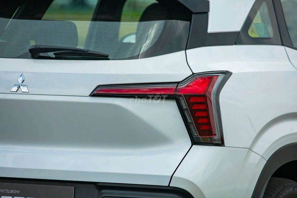 XFORCE GLX 2025, Tặng BHVC + gói phụ kiện 15TR. Mua bán Ô tô tại Quận Ninh Kiều Cần Thơ được đăng bởi Minh Tuấn  Đại Lý Mitsubishi Cần Thơ hình 11