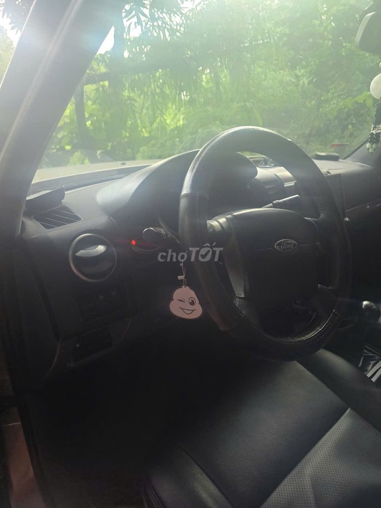 Ford Everest 2013 2.5L 4x2 MT - 160000 km. Mua bán Ô tô tại Thành phố Sông Công Thái Nguyên được đăng bởi Ân Đồng hình 10