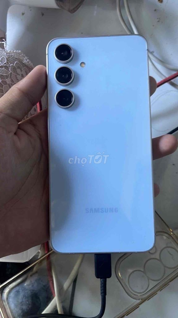 máy samsung s24fe đang dùng cần bán lấy tiền sài. Mua bán Điện thoại tại Thành phố Thủ Đức Tp Hồ Chí Minh được đăng bởi daniel hình 1