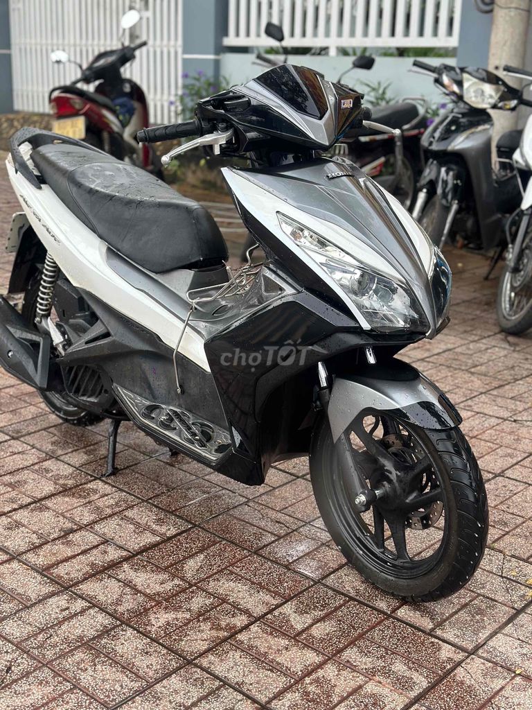 airblade 125 biên sô dễ nhìn. Mua bán Xe máy tại Thành phố Long Khánh Đồng Nai được đăng bởi cửa hàng xe máy DUY HIỆP hình 2