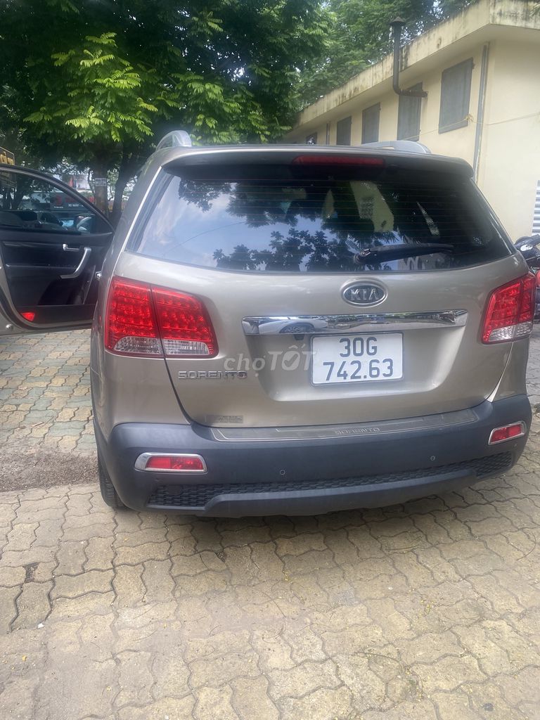 Bán xe kia sorento 2.4 GATH bản new 2013 hót. Mua bán Ô tô tại Quận Hoàng Mai Hà Nội được đăng bởi Tên chưa cung cấp hình 10
