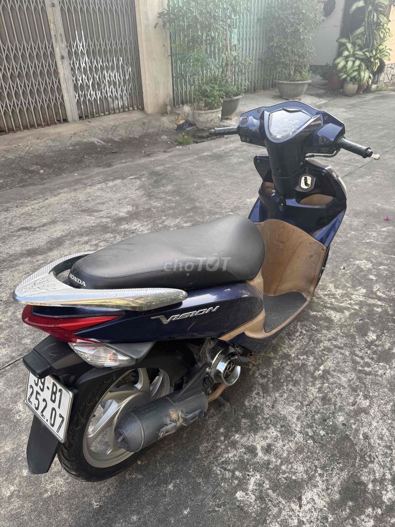 Vission/2014 Bstp giấy tờ đầy đủ btc. Mua bán Xe máy tại Quận Bình Tân Tp Hồ Chí Minh được đăng bởi Đức Khôi hình 4