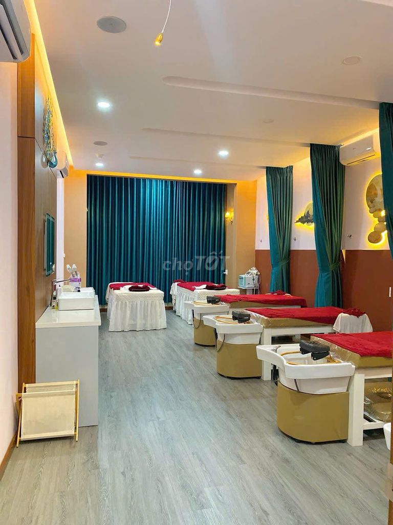 Sang tiệm massage 600m2 mặt tiền Trần Thủ Độ-Tân Phú, thuê chỉ 35tr