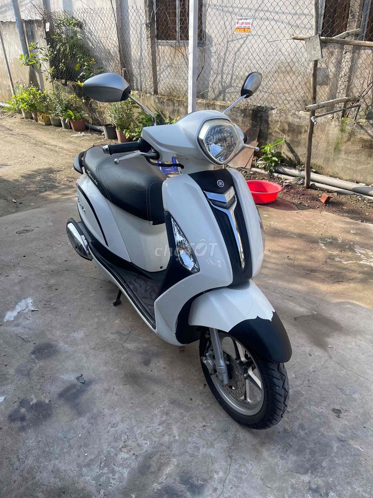 Yamaha Grande màu Trắng biển 65 ngây chủ máy zin. Mua bán Xe máy tại Quận Cái Răng Cần Thơ được đăng bởi Cầm Đồ Minh Tấn hình 4